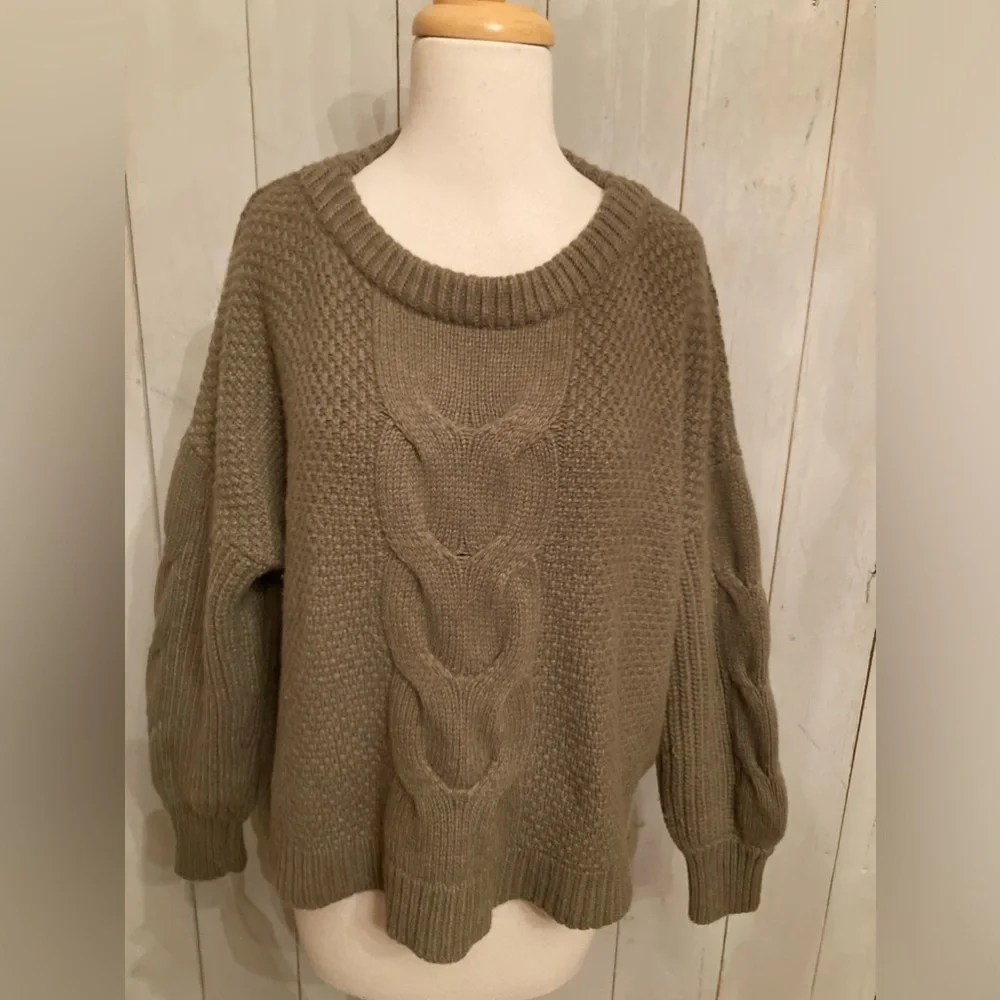 J Crew Cable‎ Knit Balloon Sleeve Sweater Textured Olive Army Green M￼ Oversized